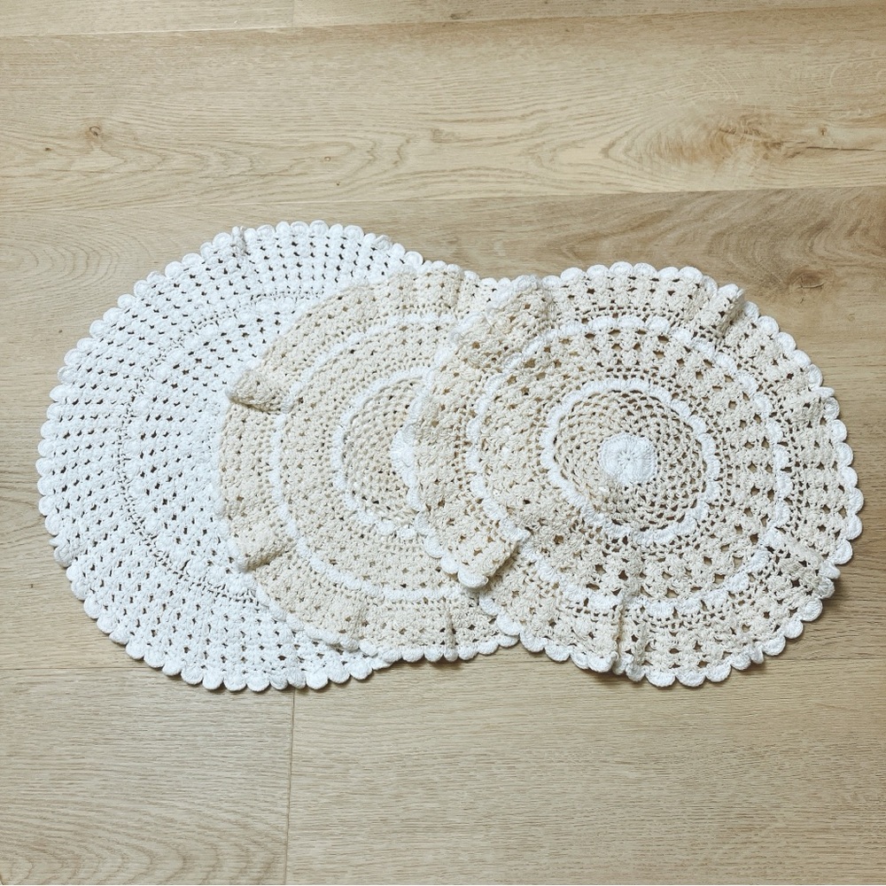 Handmade Cream & White Crochet Doilies Set - Home Accents Small